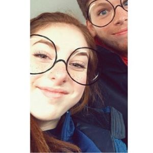 Meet your Posher, Mia